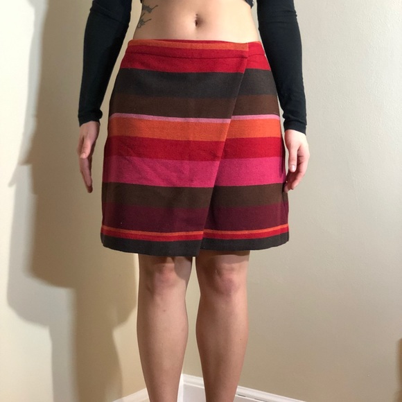 Striped LOFT skirt - Picture 3 of 4